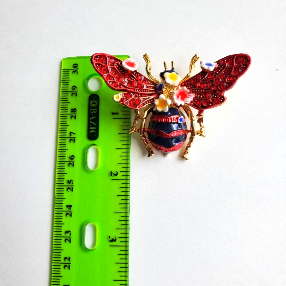 Flower Bee Brooch